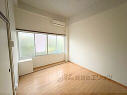 京福電気鉄道北野線 北野白梅町駅 バス5分 金閣寺道下車 徒歩3分の賃貸アパート 1階2Kのリビング/ダイニング