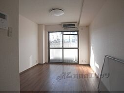 京都市営烏丸線 北大路駅 徒歩14分の賃貸マンション 3階ワンルームのリビング/ダイニング