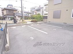 8 / 9
