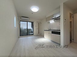 三永レジデンス京都 2階1LDKのリビング/ダイニング