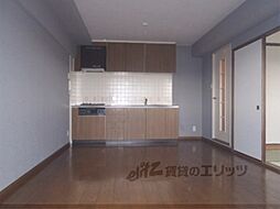 メゾン桂川 406 4階2LDKのリビング/ダイニング