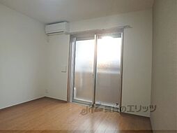 デュラカーサ・ルシア鳥羽街道 201 2階1Kのリビング/ダイニング