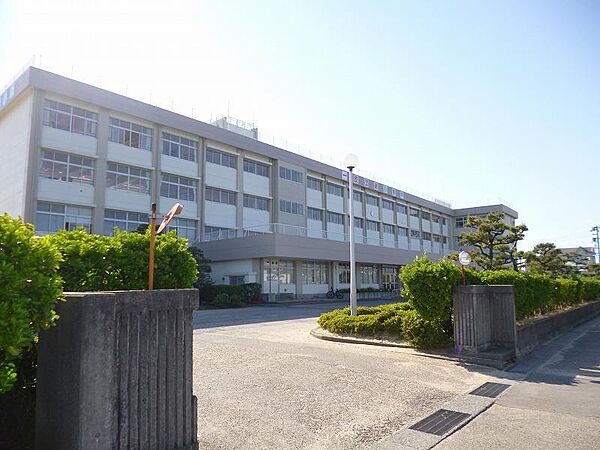 画像20:新潟市立小新中学校(1、715m)