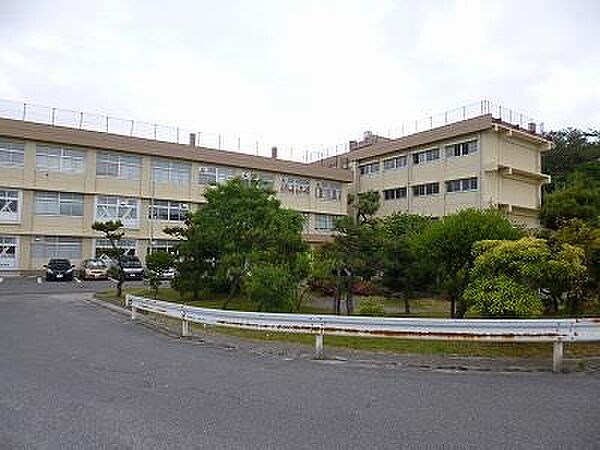 画像22:新潟市立五十嵐中学校(1、520m)