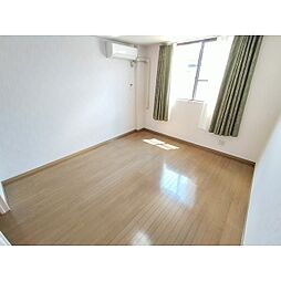 ピュア本郷 2階1Kのリビング/ダイニング