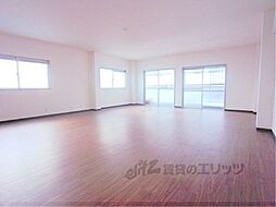 アップルハウス 4階2LDKのリビング/ダイニング