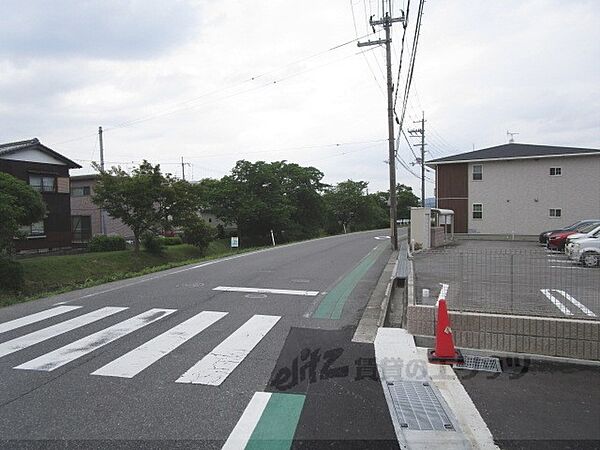 画像25:前面道路