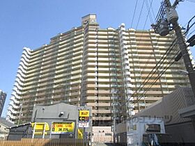 滋賀県草津市大路2丁目（賃貸マンション3LDK・8階・76.73㎡） その1