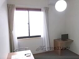 レオパレスＲａｃｏｏｎＤ6愛荘 111 1階1Kのリビング/ダイニング