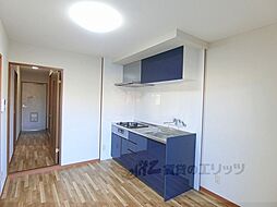 近江鉄道八日市線 太郎坊宮前駅 徒歩12分の賃貸マンション 1階2DKのリビング/ダイニング