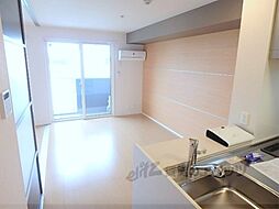 JR湖西線 大津京駅 徒歩11分の賃貸アパート 2階1LDKのリビング/ダイニング