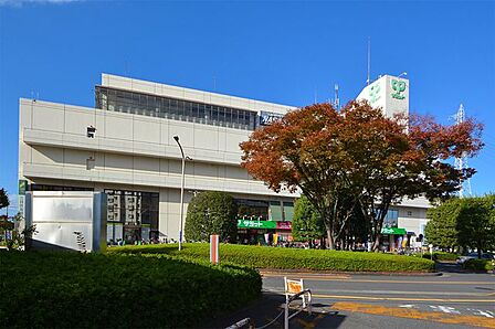 サミットストア柳瀬川駅前店 徒歩6分。 440m