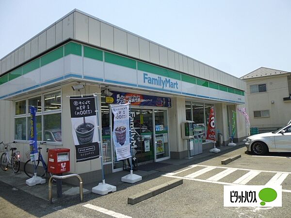 画像26:コンビニ「ファミリーマート小田原中村原店まで597m」