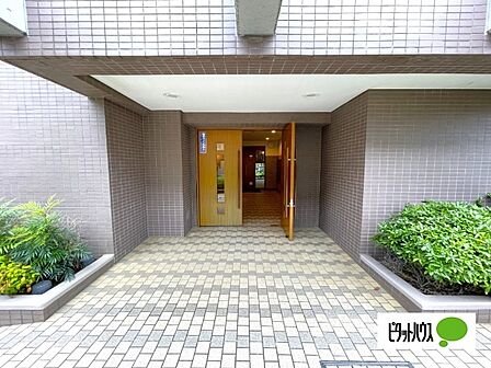エントランスです