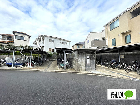 駐輪場です