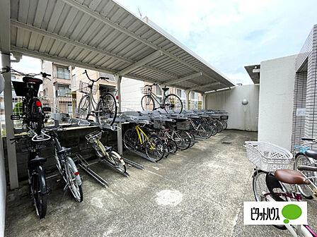 駐輪場です