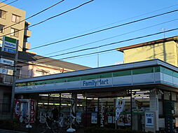 【コンビニエンスストア】ファミリーマート西川口4丁目店まで641ｍ