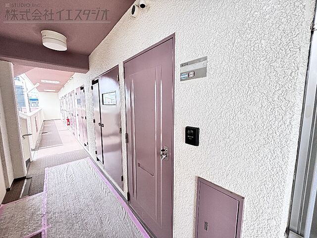 玄関 ハイネス福生 4階/-