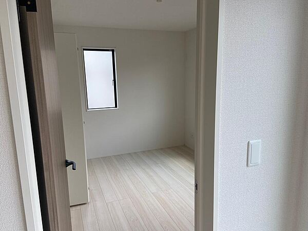 洋室を拡大表示
