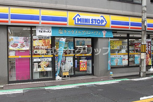 プレミアムキューブ横浜反町