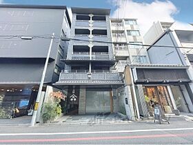 バウハウス富小路三条 201 ｜ 京都府京都市中京区富小路通三条下ル（賃貸マンション1K・2階・37.17㎡） その1