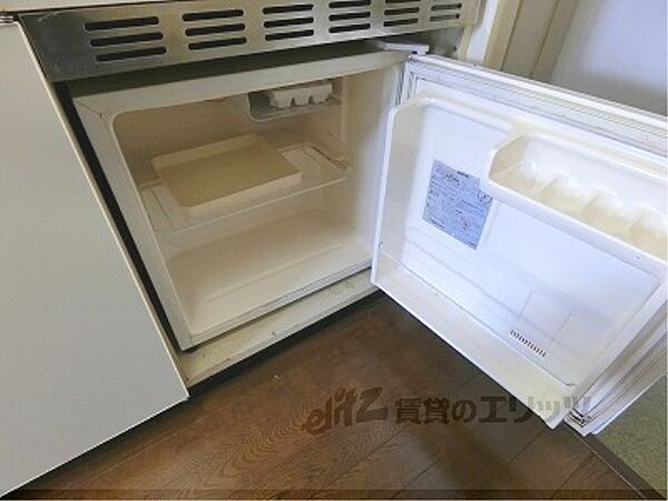 画像17:ミニ冷蔵庫