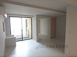 ヴィラスタジオーネ御所南 203 2階1LDKのリビング/ダイニング