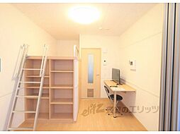 京阪本線 鳥羽街道駅 徒歩5分の賃貸アパート 1階1Kのリビング/ダイニング