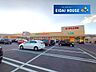 周辺：ヨークベニマル太子堂店 徒歩15分。 1160m