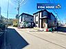 外観：駐車場