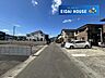 その他：前面道路含む外観