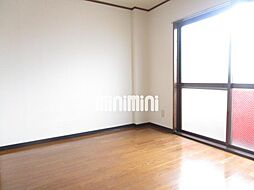 金岡マンション 4階1Kのリビング/ダイニング