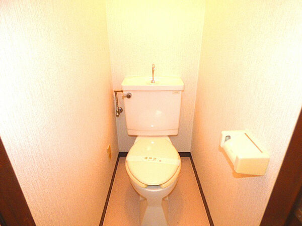 画像2:トイレ