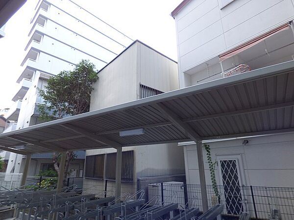 MAXIV西川口AZ