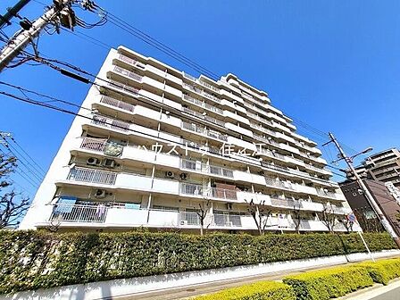 ★南向きバルコニーですので陽当り良好♪洗濯干しに最適♪