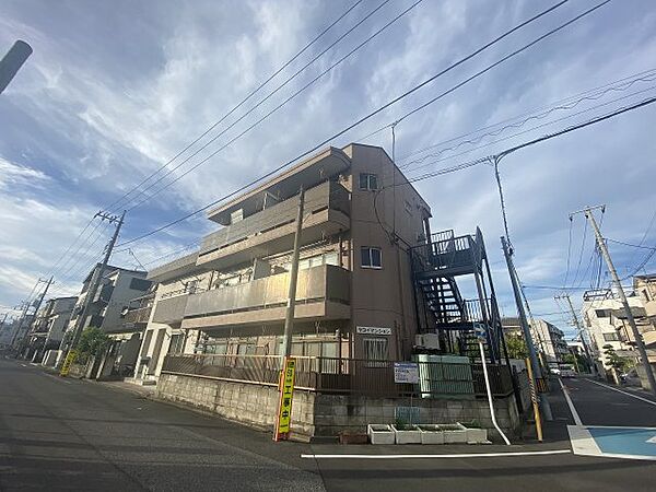 ヤヨイマンション ｜埼玉県蕨市塚越4丁目(賃貸マンション2DK・3階・27.95㎡)の写真 その1