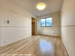 豊郷サンライフII 202 2階2LDKの室内