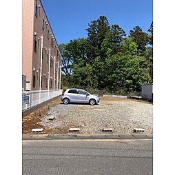 宍塚336-8駐車場
