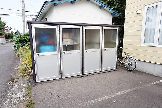 その他