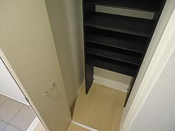 グランディールＡ 2階2LDKの室内