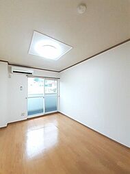 グランド・ボナール 2階2DKの室内