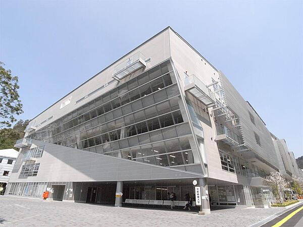 画像22:私立京都精華大学（1724m）