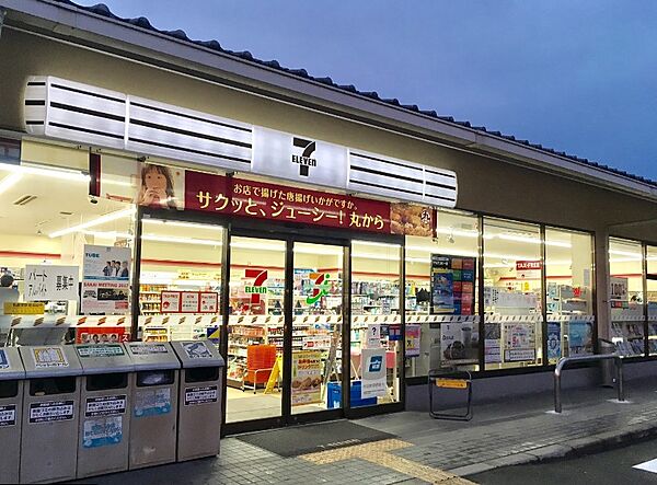 画像20:セブンイレブン 京都福王子店（892m）