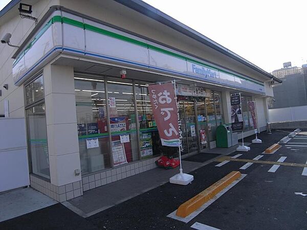 画像16:ファミリーマート 白川北大路店（516m）