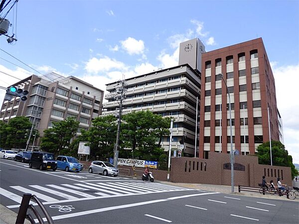 画像21:私立京都外国語大学短期大学部（1628m）