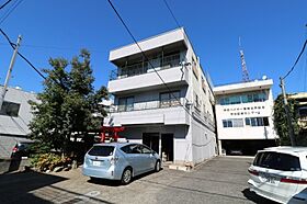 甲府ビル  ｜ 山梨県甲府市相生２丁目（賃貸マンション3LDK・2階・100.00㎡） その1