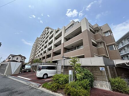 「新安城」駅まで徒歩10分!で2沿線利用可能で通勤・通学のアクセス良好の立地です♪