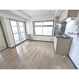 メゾンドール宮の森 202 2階2LDKのリビング/ダイニング