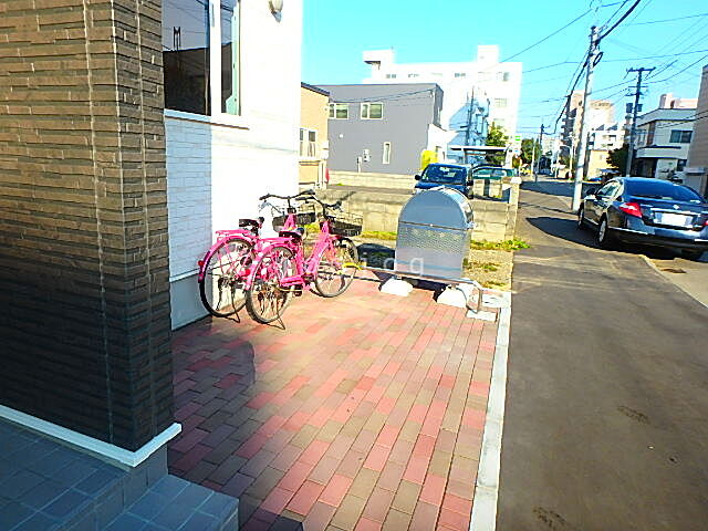 その他