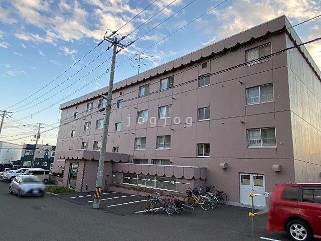 3 / 26